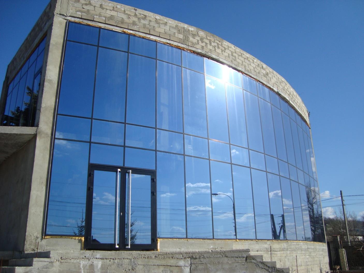 COMPLEX AGRO-INDUSTRIAL-COMERCIAL ŞI TERENUL AFERENT SITUAT ÎN OR. NISPORENI, STR. ALEXANDRU CEL BUN, NR.16 Complexul este amplasat în or