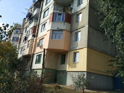 Apartament cu 3 camere, Centru, Comrat