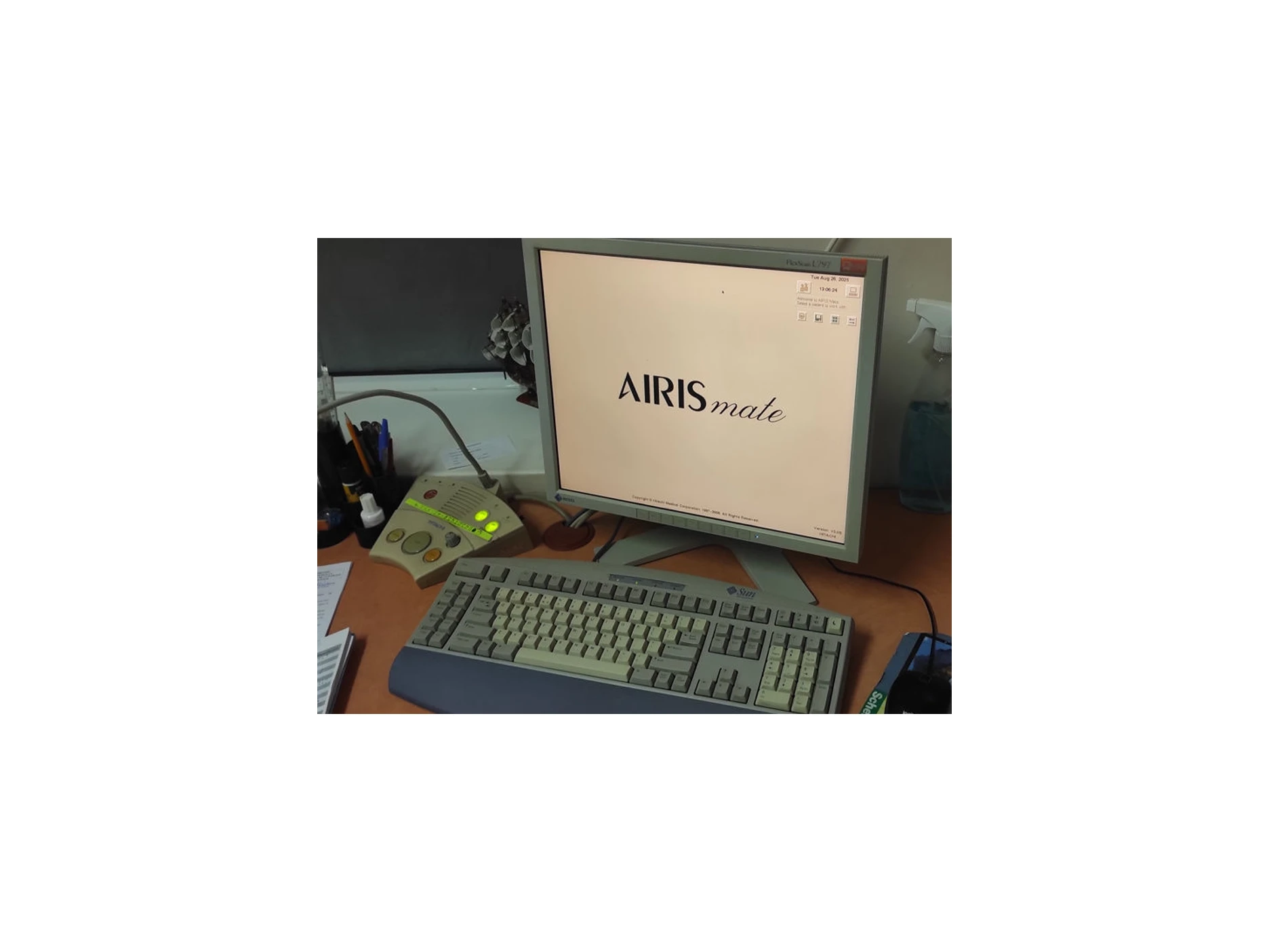 Aparat de rezonanță magnetică nucleară HITACHI AIRIS MATE 0.2t