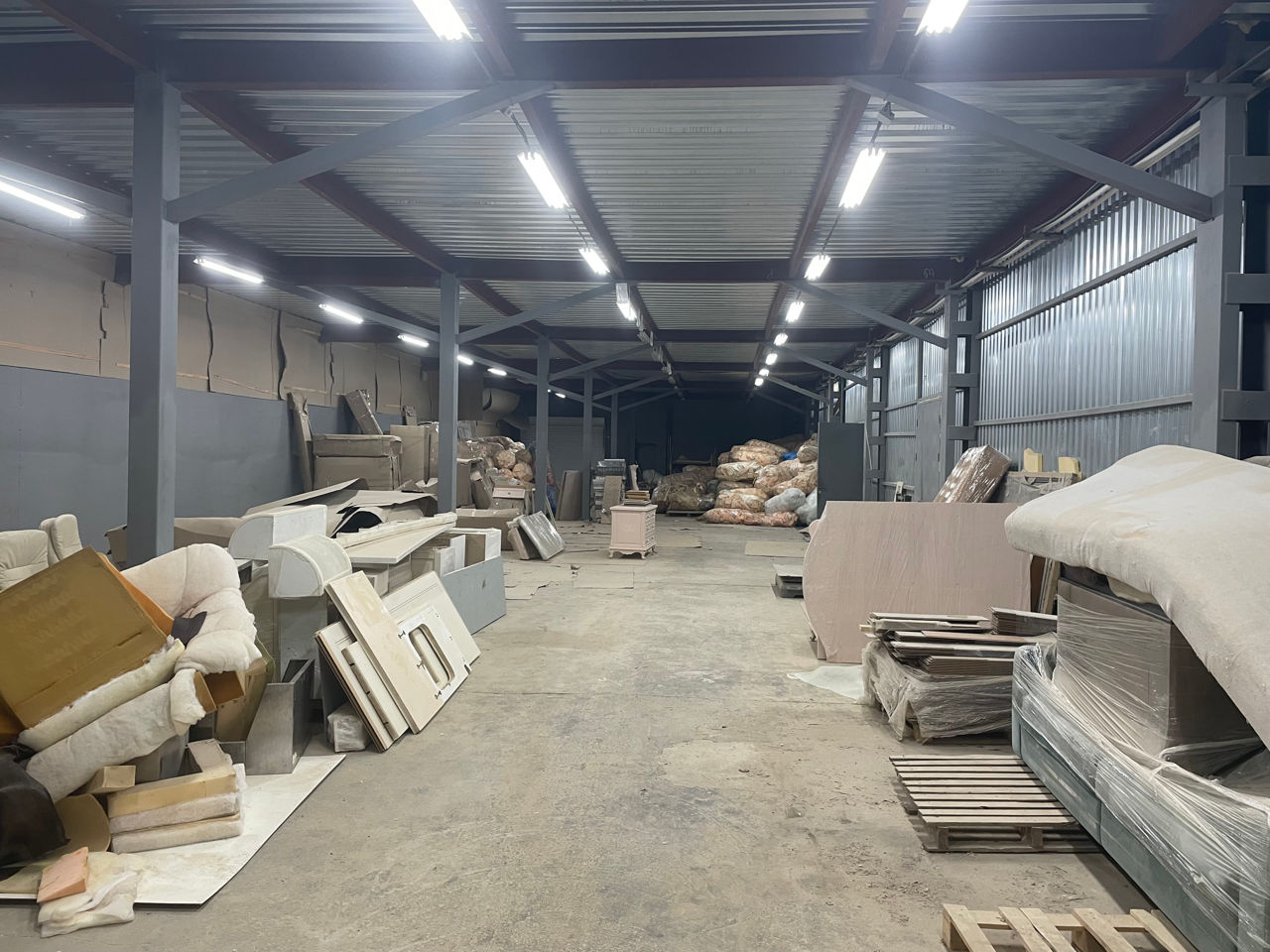 Complex Industrial In Zona Economica Libera Str. Muncesti 801