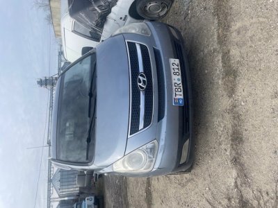 Hyundai H300